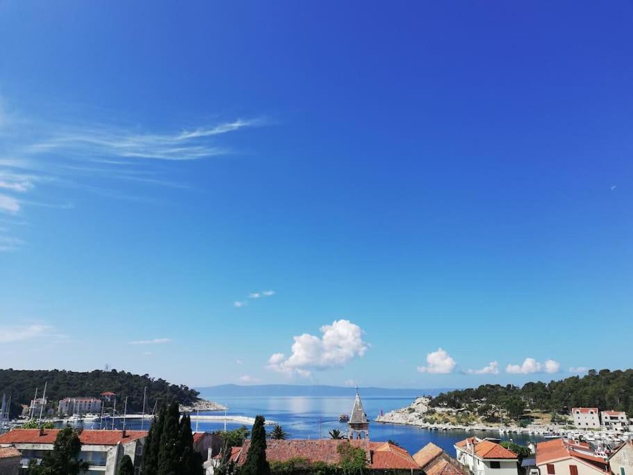 The View Luxury 2+2 In A Strict Center Apartment *