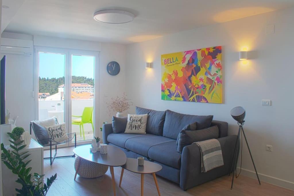 The View Luxury 2+2 In A Strict Center Apartment *