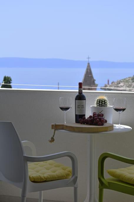 Apartment The View Luxury 2+2 In A Strict Center Makarska